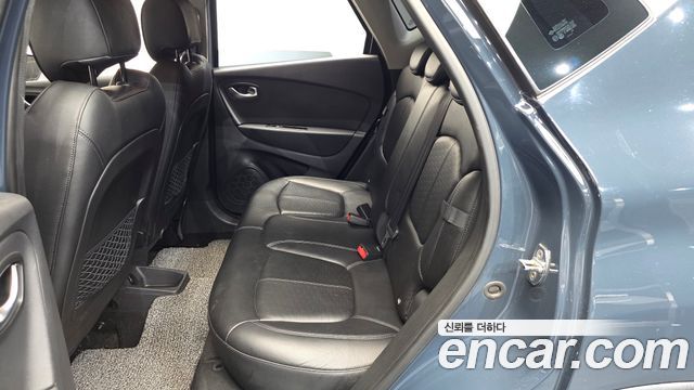 Renault Korea QM3 2019 — photo 17