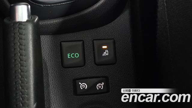 Renault Korea QM3 2019 — photo 18
