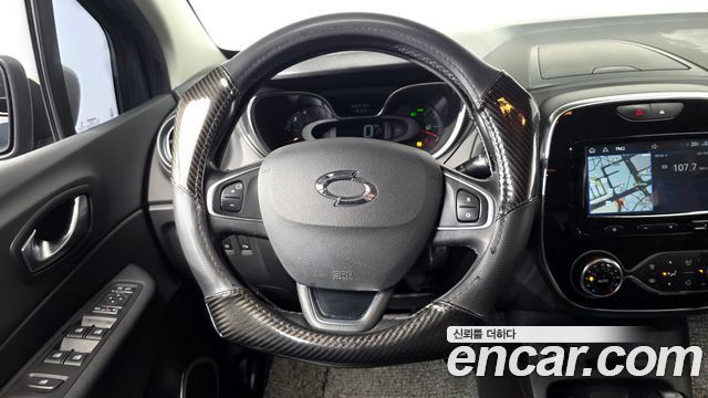 Renault Korea QM3 2019 — photo 20