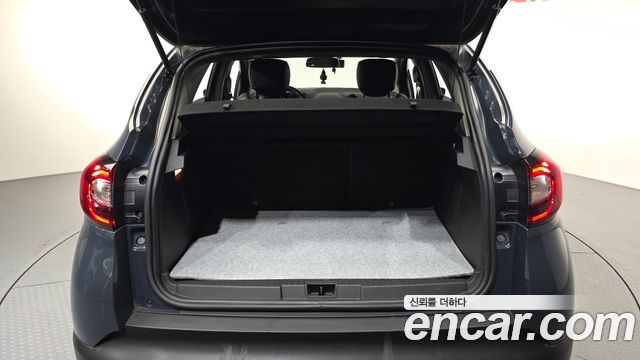 Renault Korea QM3 2019 — photo 23