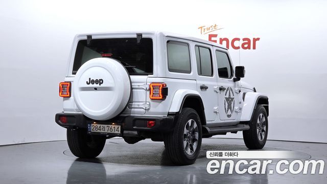 Jeep Wrangler 2023 — photo 2