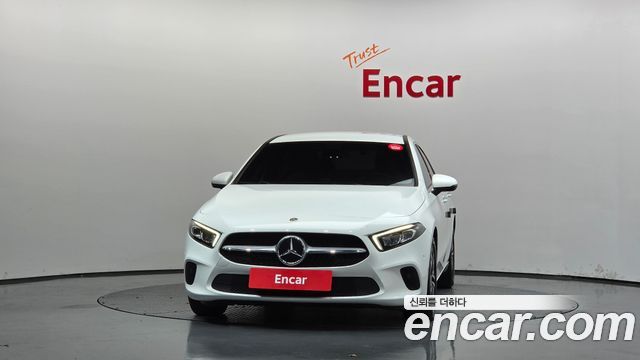 Mercedes-Benz A-Class 2021 — photo 3
