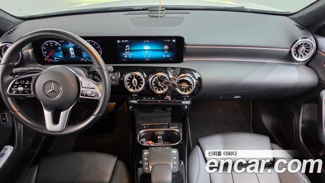 Mercedes-Benz A-Class 2021 — photo 10