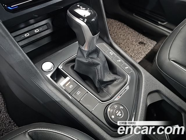 Volkswagen Tiguan 2022 — photo 9