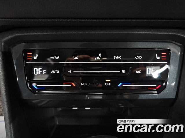 Volkswagen Tiguan 2022 — photo 16