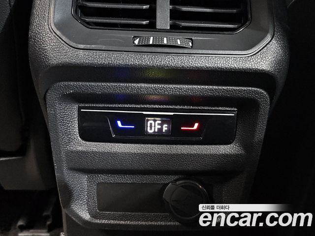 Volkswagen Tiguan 2022 — photo 18
