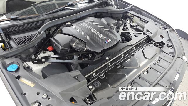 BMW X5M 2021 — photo 6
