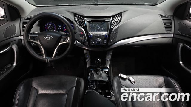 Hyundai i40 2012 — photo 10