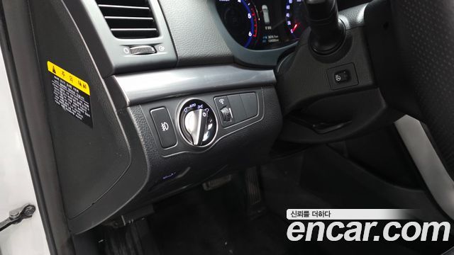 Hyundai i40 2012 — photo 24
