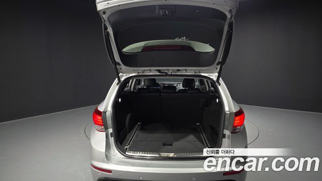 Hyundai i40 2012 — photo 26