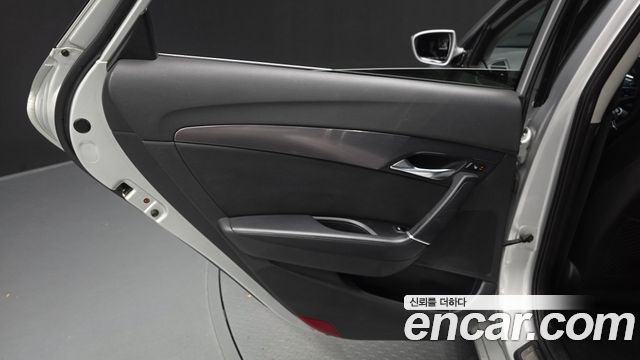 Hyundai i40 2012 — photo 15