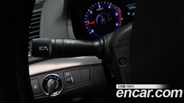 Hyundai i40 2012 — photo 28