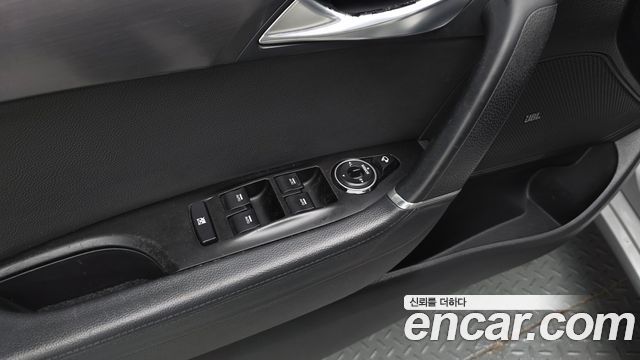 Hyundai i40 2012 — photo 30