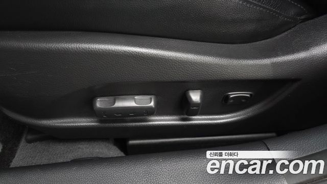 Hyundai i40 2012 — photo 31