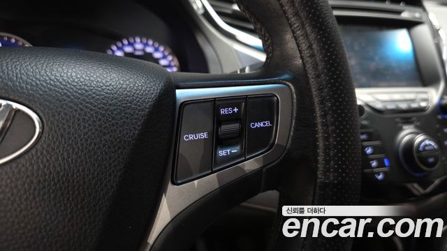 Hyundai i40 2012 — photo 32