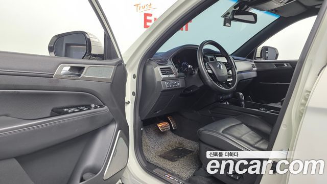 KG Mobility Rexton 2018 — photo 10