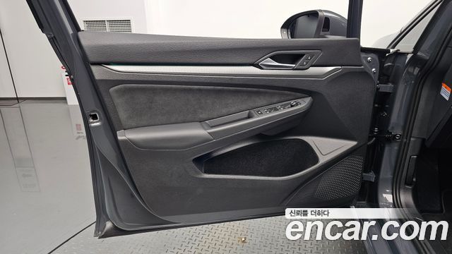 Volkswagen Golf 2026 — photo 14