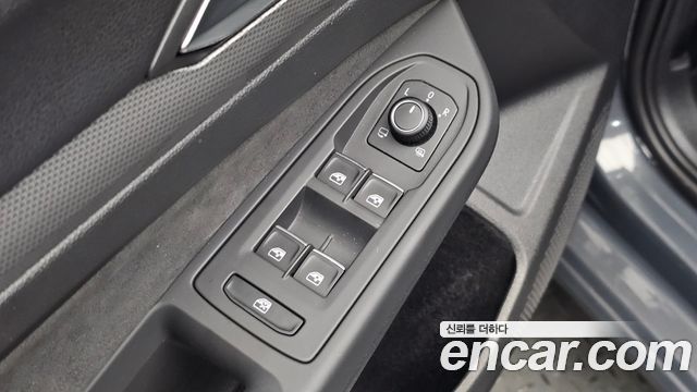 Volkswagen Golf 2026 — photo 32