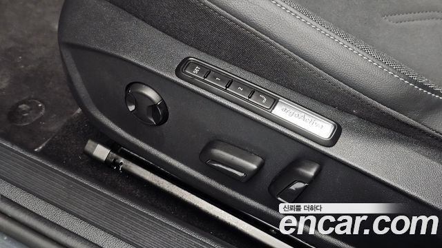 Volkswagen Golf 2026 — photo 33