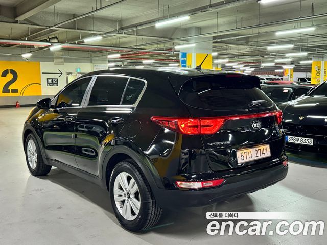 Kia Sportage 2016 — photo 3