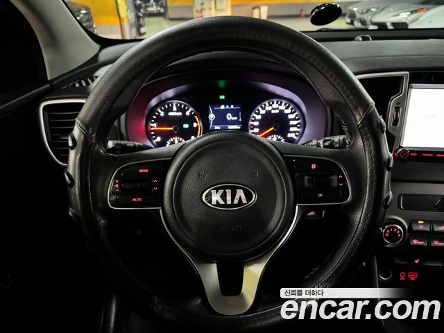 Kia Sportage 2016 — photo 8
