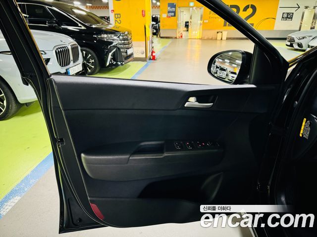 Kia Sportage 2016 — photo 12