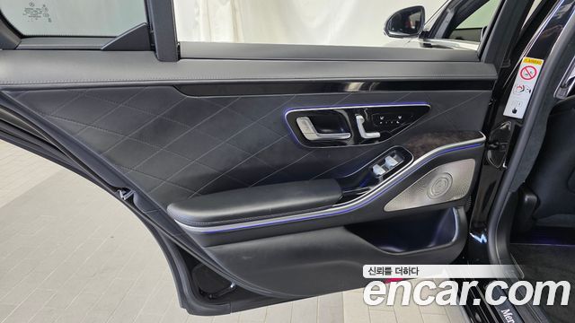 Mercedes-Benz S-Class 2021 — photo 15