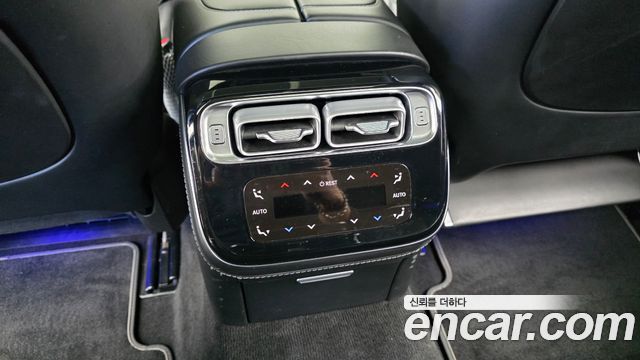 Mercedes-Benz S-Class 2021 — photo 32