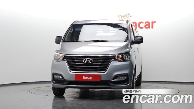 Hyundai Starex 2021 — photo 3