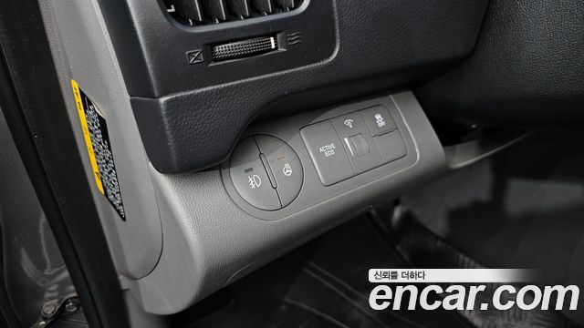 Hyundai Starex 2021 — photo 18