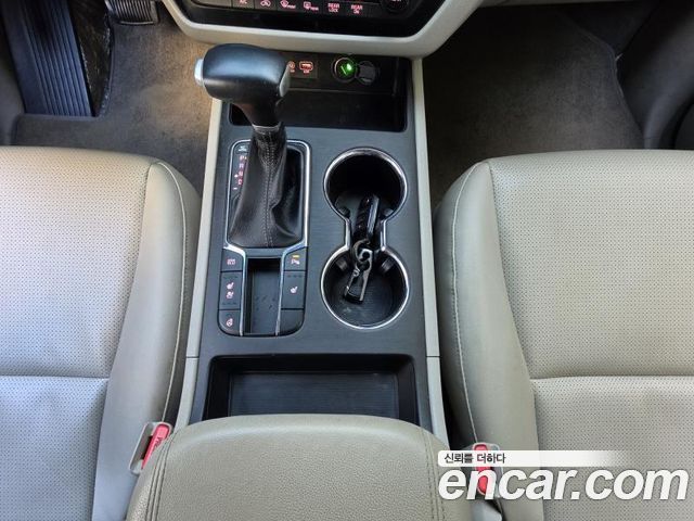 Kia Canival 2019 — photo 9