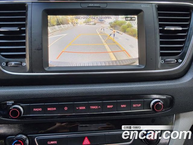 Kia Canival 2019 — photo 16