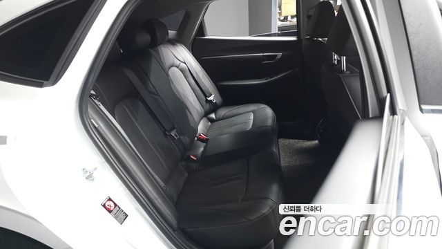 Hyundai Sonata 2020 — photo 18