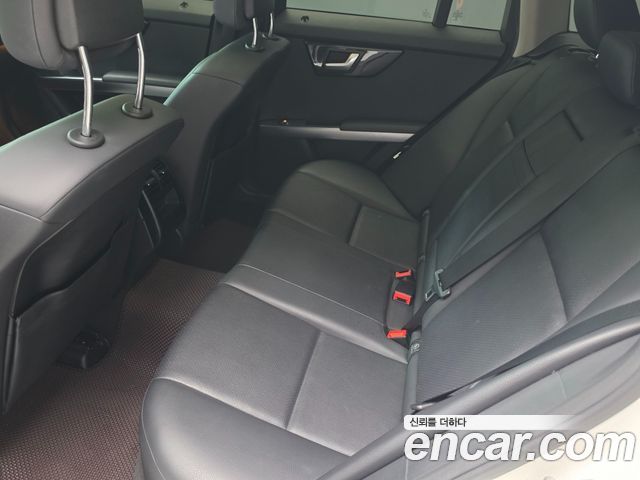 Mercedes-Benz GLK-Class 2015 — photo 13
