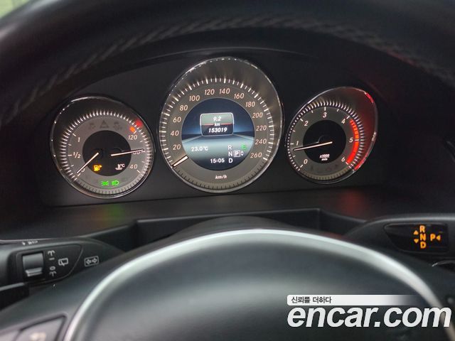 Mercedes-Benz GLK-Class 2015 — photo 15