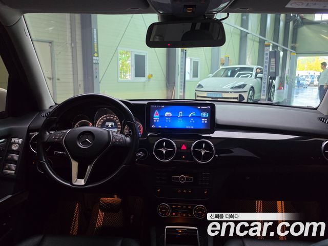 Mercedes-Benz GLK-Class 2015 — photo 19