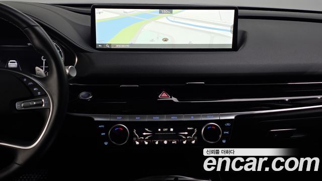 Genesis G80 2022 — photo 13