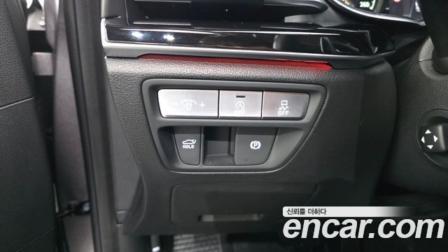 Genesis G80 2022 — photo 18