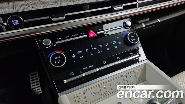 Hyundai Santafe 2024 — photo 32