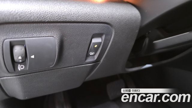Renault Korea SM6 2019 — photo 18