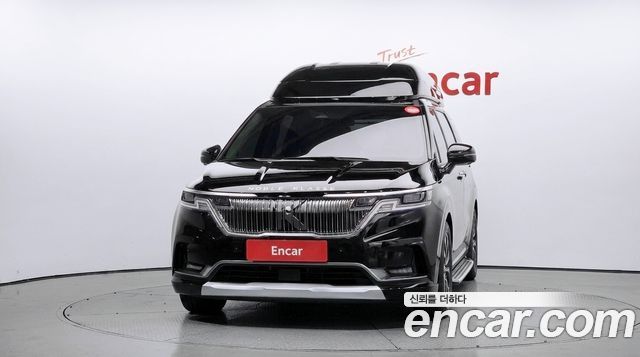 Kia Canival 2023 — photo 3