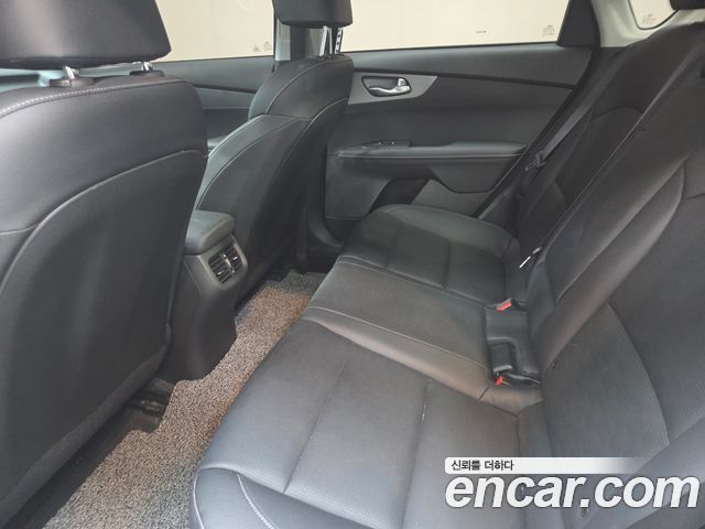 Kia K3 2019 — photo 13
