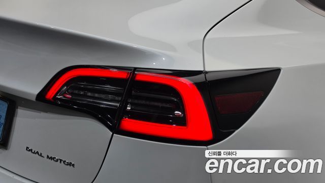 Tesla Model 3 2020 — photo 9