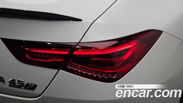 Mercedes-Benz CLA-Class 2021 — photo 9