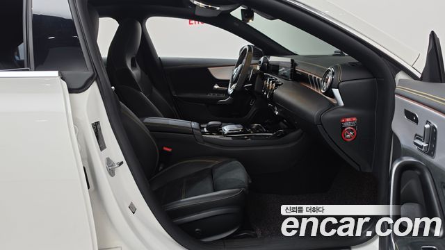 Mercedes-Benz CLA-Class 2021 — photo 16