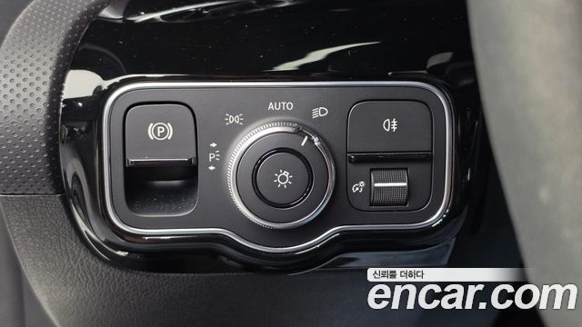 Mercedes-Benz CLA-Class 2021 — photo 29