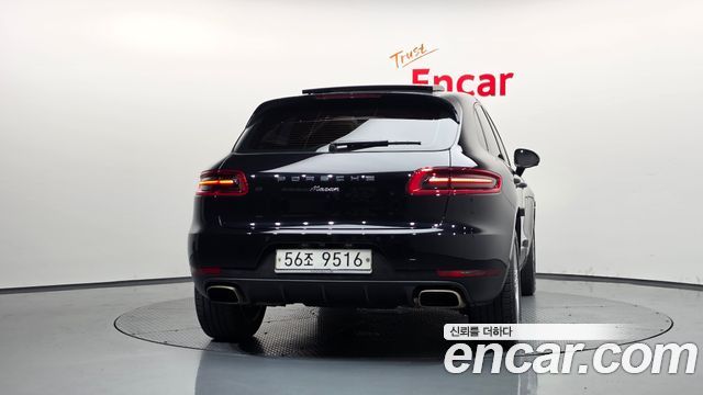 Porsche Macan 2018 — photo 4