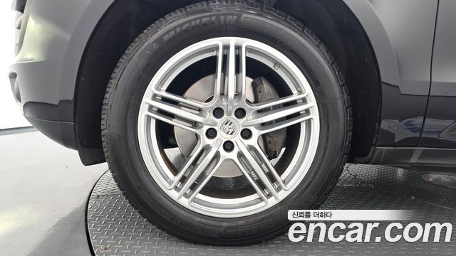 Porsche Macan 2018 — photo 5