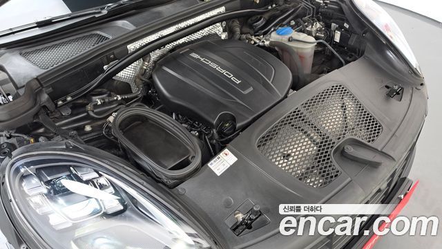 Porsche Macan 2018 — photo 6