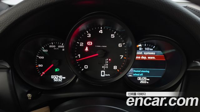 Porsche Macan 2018 — photo 11